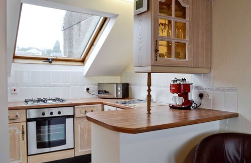 Kilmun Cabaña | 2 bedroom accommodation in Kirn, by Dunoon