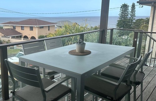 Bonny Hills Casa | Second level on Honey Suckle with Stunning Ocean Views.