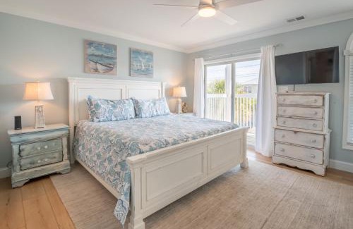 Kure Beach Casa | Second Row - Ocean View - Near Kure Beach Pier