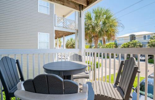 Kure Beach Casa | Second Row - Ocean View - Near Kure Beach Pier