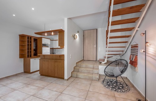 Vouliagmeni Apartamento | Secret Aktis by BluPine