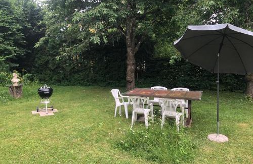 Poertschach am Woerthersee Apartamento | Secret Garden Villa