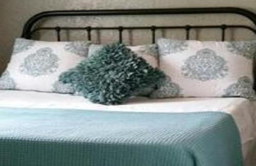 Cody Casa | Secret Cottage Yellowstone 1 bd 2 beds dtwn #1