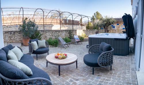 Aubussargues Apartamento | Secret d'Uzès - Le Duché - Piscine chauffée et Jacuzzi