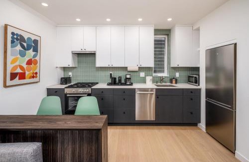 Wallingford Apartamento | Secret Hideaway - New Custom Built Home