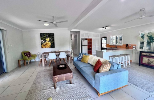 Wongaling Beach Casa | Secret Mission Summar