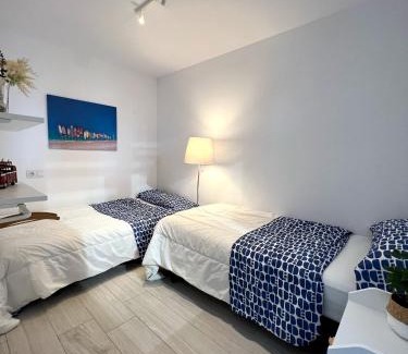 Telde Casa | Secret Surf House. Casa de playa.