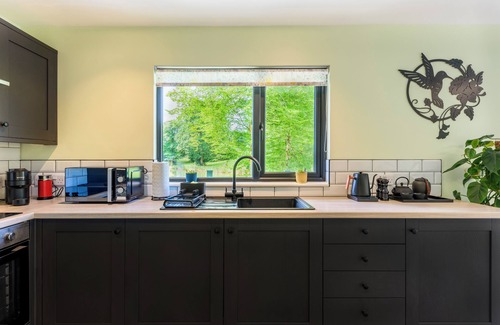 Pensax Cabina | Secret Waterside Lodges in Worcestershire