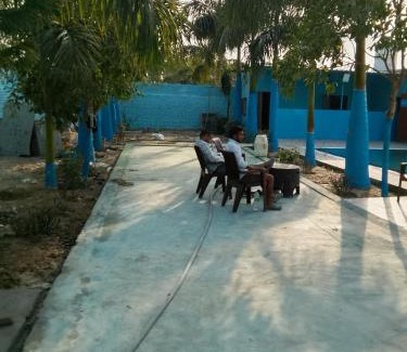 Knowledge Park III Casa | secretwaterpool and rooms