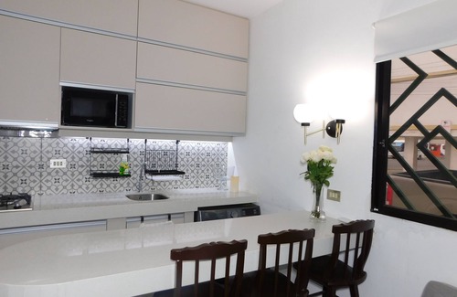 Salinas Apartamento | Sector Yacht Club Salinas, suit estudio céntrico 3 cuadras de la playa Malecón