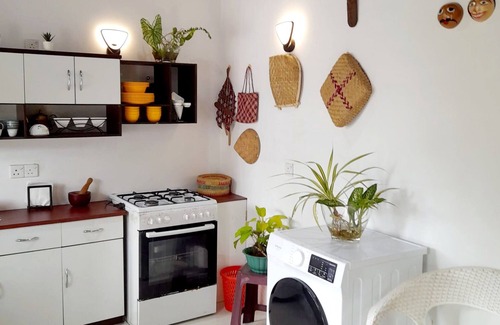 Wadduwa Casa | Secure Charming 2-bedroom house with WiFi, AC in gorgeous Wadduwa Srilanka