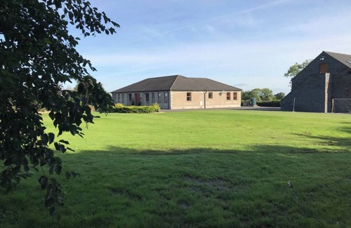 Lisburn Casa | Secure detached country living, large enclosed garden, pet friendly, pool table