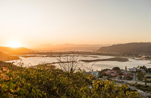 Sedgefield Casa | Sedgefield Views Holiday House with Stunning Panorama