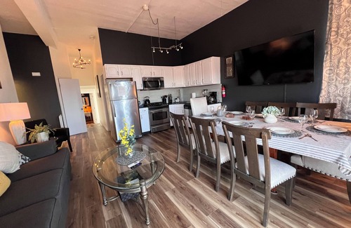Union City Apartamento | ¡Vea Nueva York ahora duerma 21 personas!