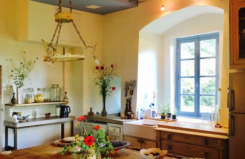 Bioule Casa | Vea lo mejor de Francia desde un castillo con carácter bellamente restaurado.