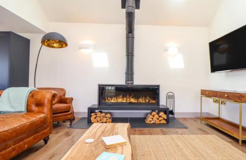 St Just Casa | See Two Seas, Cape Cornwall