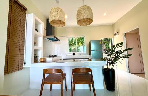 Baan Tai Casa | See view, NEW beautiful villa in Ban Kai, TOP!
