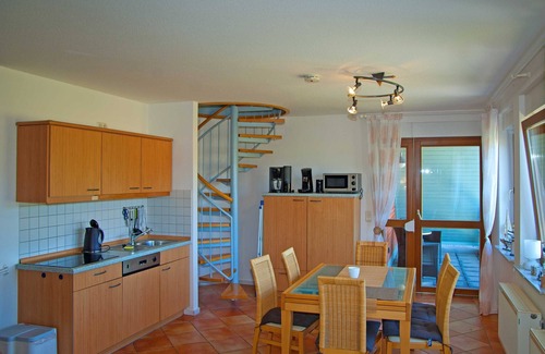 Neuensien Apartamento | Seeblick UND Balkon - Ruhige Lage - Mönchgut 5