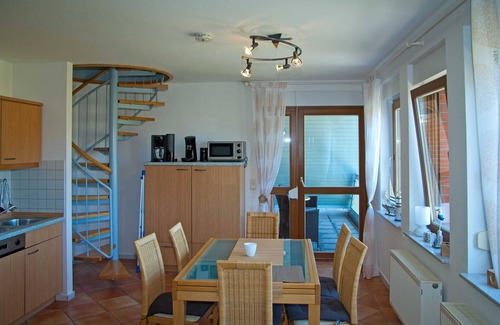 Neuensien Apartamento | Seeblick UND Balkon - Ruhige Lage - Mönchgut 5