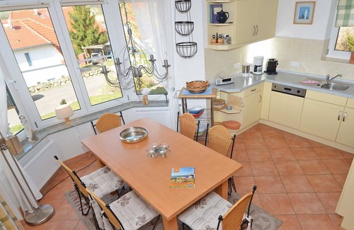 Seedorf Apartamento | Seedörper Reethus F558 Casa con tejado de paja con vista al agua - Seethörper Reethus