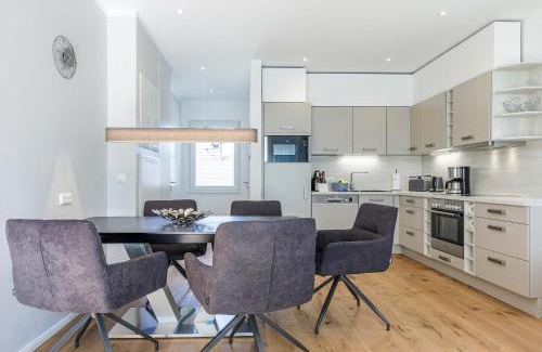 Muritz Apartamento | SeeGlück Malchow - Stilvolle Maisonette mit Balkonen & Seeblick