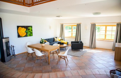 Sankt Pantaleon Apartamento | Seehof direkt am See