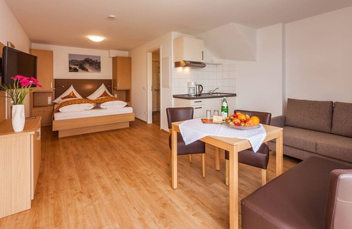 Hagnau Hotel | Seehotel BelRiva, moderno apartamento en el lago, playa, desayuno
