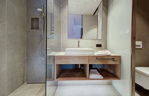 Thumersbach Hotel | Seehotel Bellevue