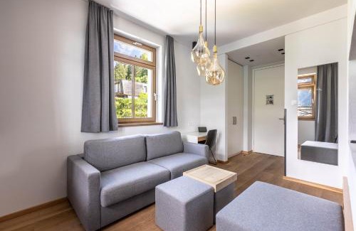 Thumersbach Hotel | Seehotel Bellevue by keyone