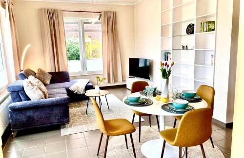 Lembruch Apartamento | Seeliebe, 300 Meter zum Wasser, mit Terrasse und Garten