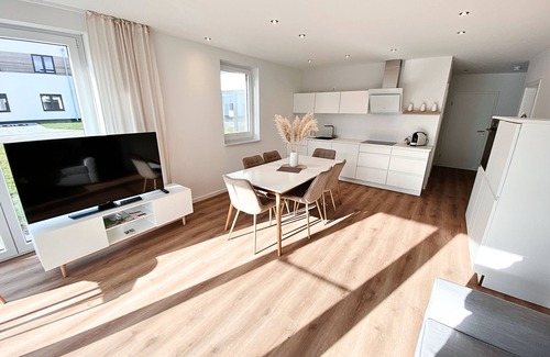 Schwerin Apartamento | SEELIEBE apartment with terrace | lake view | parking lot