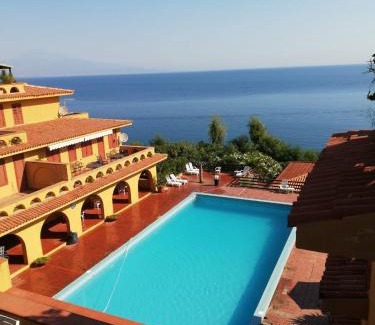 Costa Saracena-Castelluccio Casa | SeeonSea Apartment
