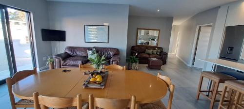 Britannia Bay Apartamento | SeeSkattie