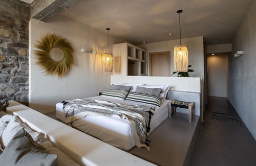 Pounta Casa | Seesoo Paros Beachfront Resort