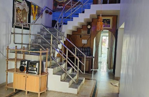 Chendhare Casa | Seeyarm stay Omkar villa