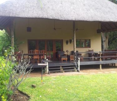 Phalaborwa Cabina | Sefapane Lodge and Safaris