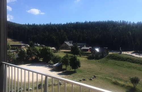 Correncon-en-Vercors Apartamento | Very nice, spacious and bright studio PDP