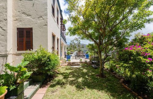 Simon's Town Casa | SEIA Dream offers stunning ocean views, sunny living spaces, plunge pool and terraces perfect for relaxing, Walk to Simons Town, Seaforth Beach, Boulders Beach penguins, high speed internet, smart TV and back up solar, ideal for families or remote work