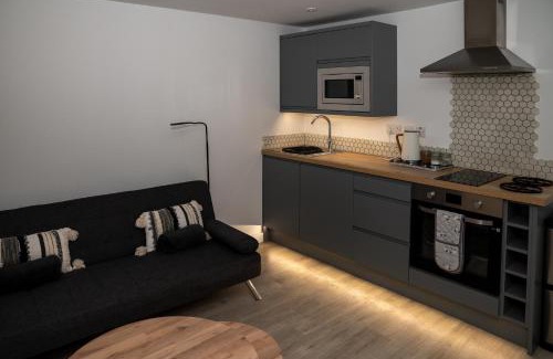 Menai Bridge Apartamento | Seiriol, Modern Lodge with Games Room Access