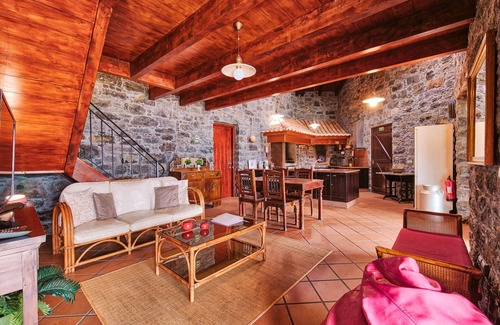 Porto Moniz Casa | Seixal Sunny Villa A