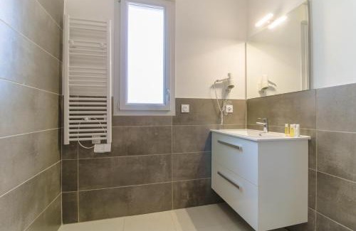 La Faviere Apartamento | SELECT'SOHOME - Résidence Le Poséidon - SELECT'soHOME - Appartement pour 6 personnes avec parking privé et piscine ! - POS36