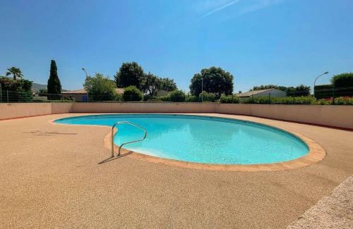 Bormes-Les-Mimosas Villa | SELECTsoHOME - Cocon avec jardin, plancha et piscine partagée - CASITA