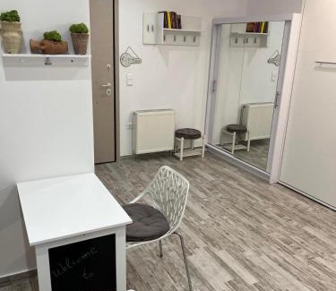 Nikaia-Agios Ioannis Rentis Apartamento | Selenity studio(close to two metro stations)