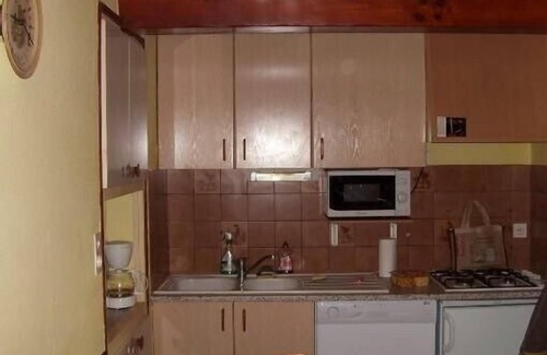 Laveissiere Chalet De Esquí | Chalet independiente ubicado al pie de las pistas.