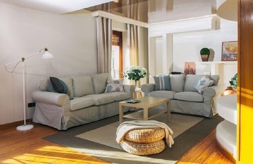 Baños de Río Tobía Cabaña | Casa rural (alquiler íntegro) La Solana para 12 personas