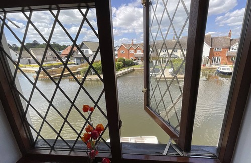 Hoveton Cabaña | Self Catering 3 dormitorios Sunset Haven en Wroxham, Norfolk, Norfolk Broads, Inglaterra