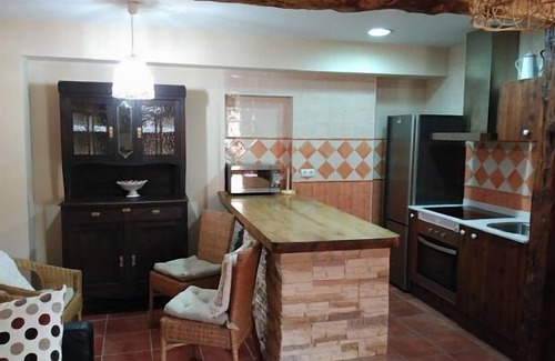 Pradena Cabaña | Casa rural (alquiler íntegro) Balconada de la Molinera para 6 personas
