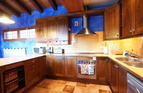 Font-Rubi Cabaña | Casa rural íntegra 14 -16 pax. Acogedora, ideal para relax familiar y grupos.