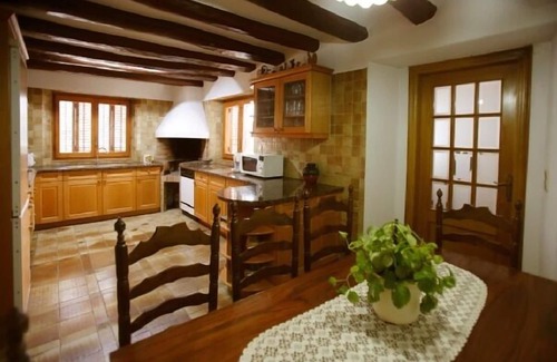 Puigdalba Cabaña | Casa solariega del del s.XV. con piscina privada y WIFI entre viñedos