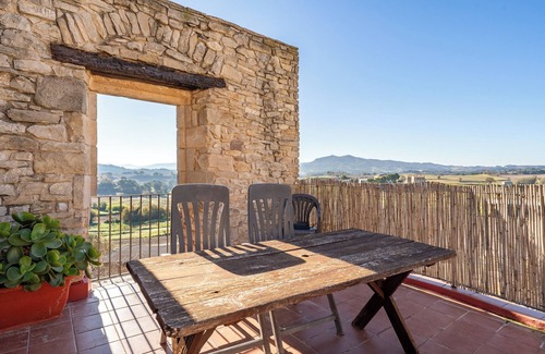 Les Piles Cabaña | Casa rural del s.XVI con piscina privada y vistas a la montaña